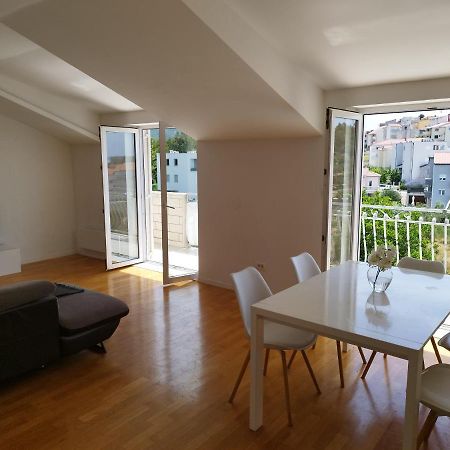 Apartment Nina โปดสตรานา ภายนอก รูปภาพ