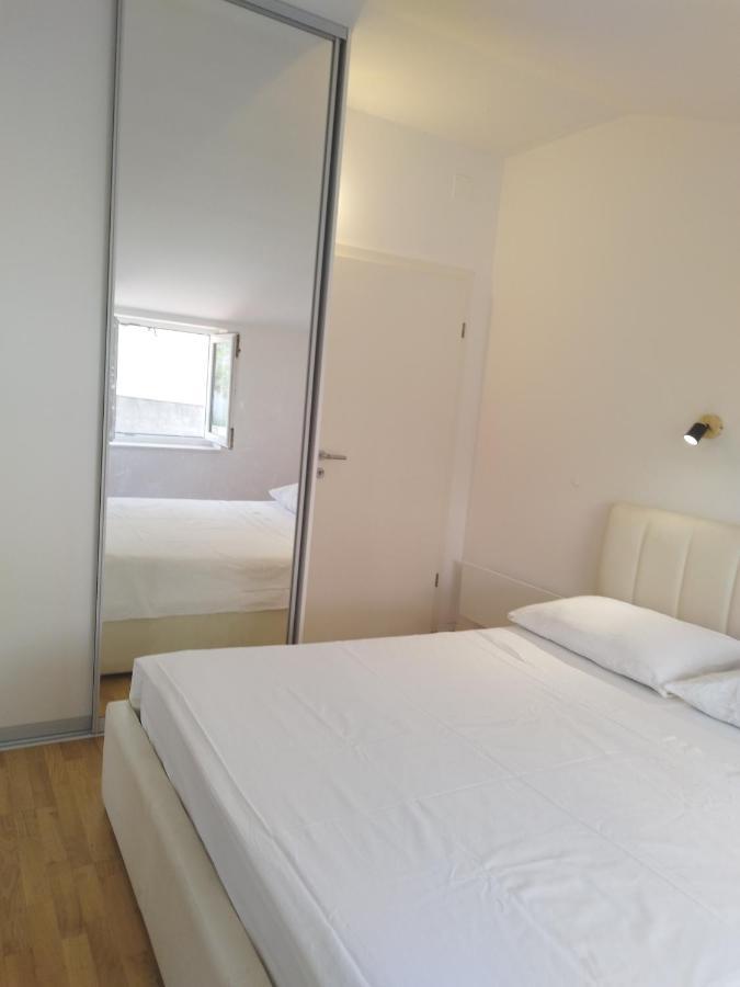 Apartment Nina โปดสตรานา ภายนอก รูปภาพ